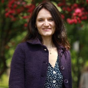 Dr Romina Istratii